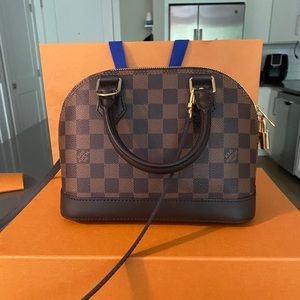 AUTHENTIC Louis Vuitton Alma BB in Damier Ebene